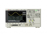 示波器：200 MHz，2 通道